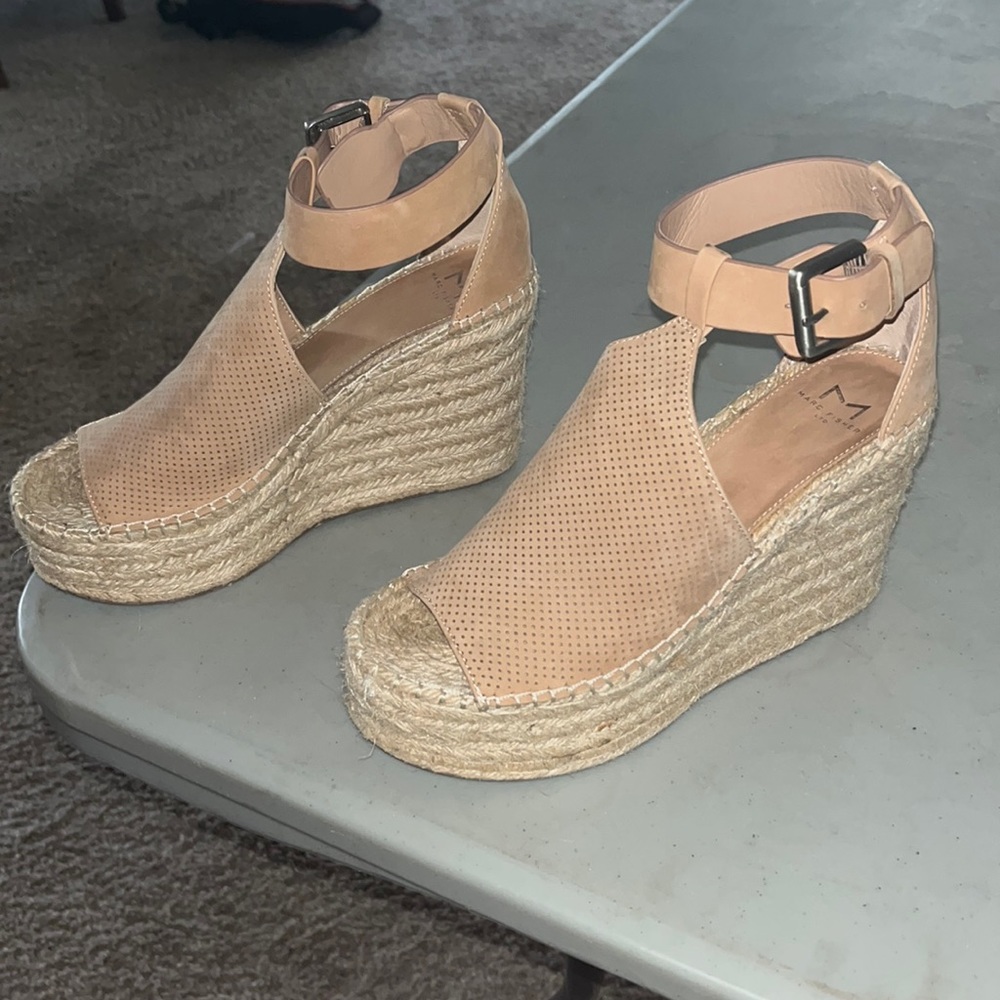Marc fisher wedge shoes